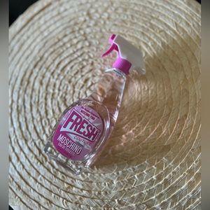 Moschino Pink Fresh